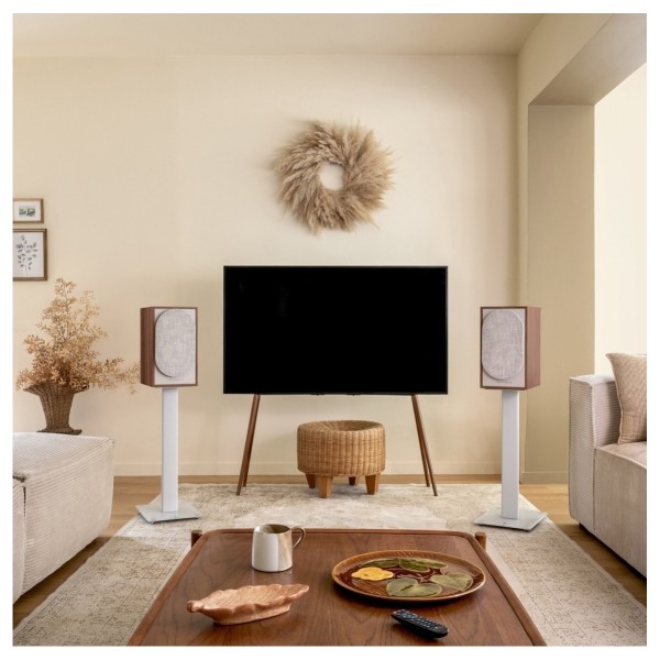Triangle Borea BR03 Connect Active Speakers (Pair), Oak - lifestyle 2 