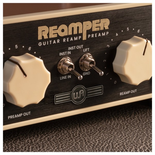 Warm Audio WA-RA Reamper - Lifestyle