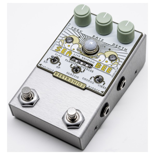 Beetronics Seabee Lite Multi-Chorus Pedal, Cream - angled shot