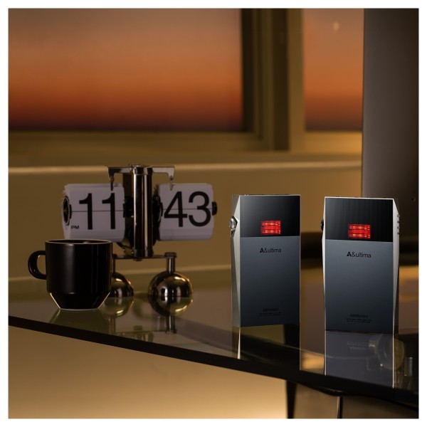 Astell&Kern A&ultima SP3000T, Silver lifestyle 16