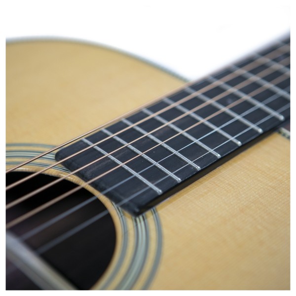 Martin OM-28 (2025) - upper frets