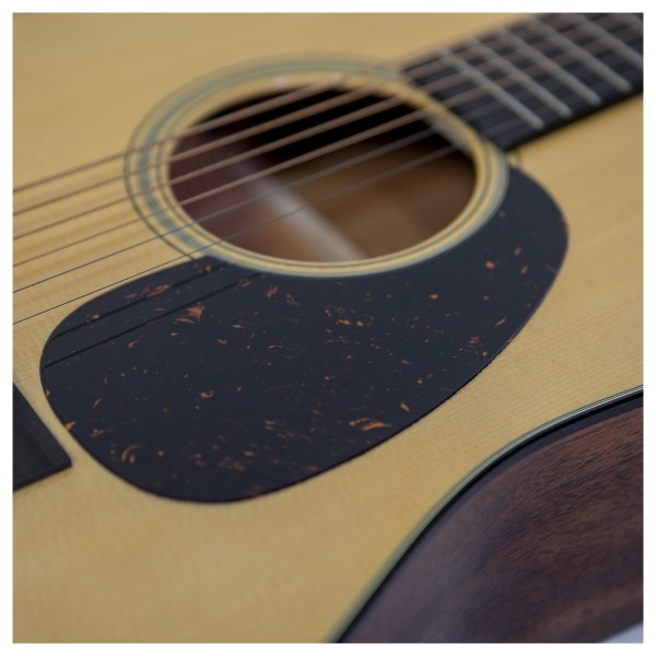 Martin HD12-28 (2025) - pickguard