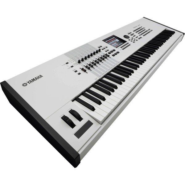 Yamaha MOTIF XF8 Keyboard Workstation, Limited Edition White at