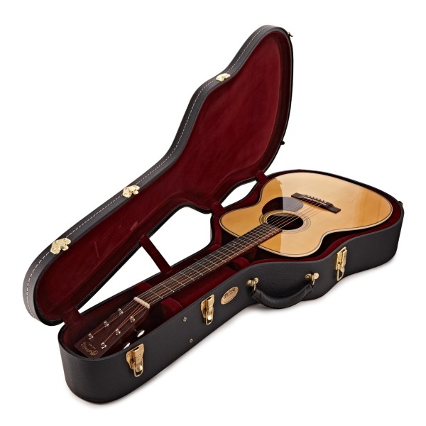 Martin Custom Shop OM-28 Herringbone #M2628248 - guitar in case
