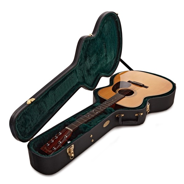 Martin M-7 Johnny Marr - guitar in case