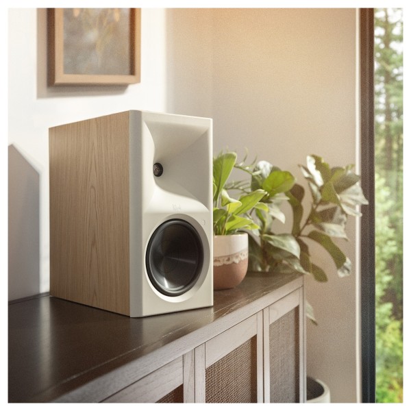 Klipsch The Sevens II Active Hi-Fi Speakers - lifestyle 4