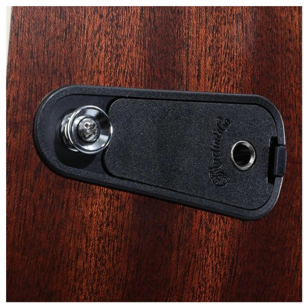 Martin GPC-10E Vintage inspired - battery compartment
