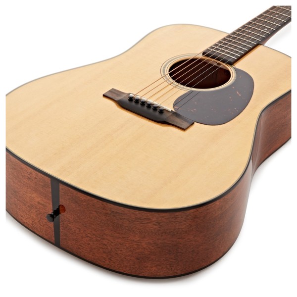 Martin D-18 - body