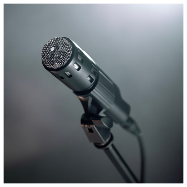 Warm Audio Retro 64, Matte Black - Lifestyle 2