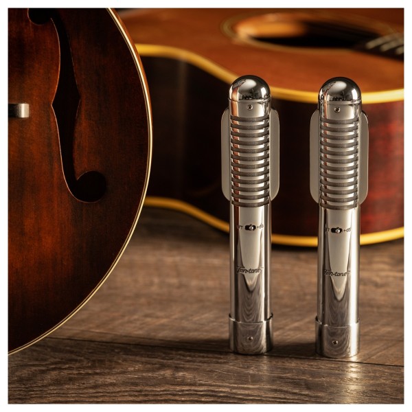 Warm Audio Fen-tone Ribbon Mic, Stereo Pair - Lifestyle 2