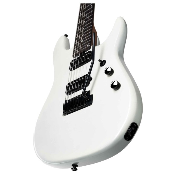 Sterling Richardson 7, Pearl White - body