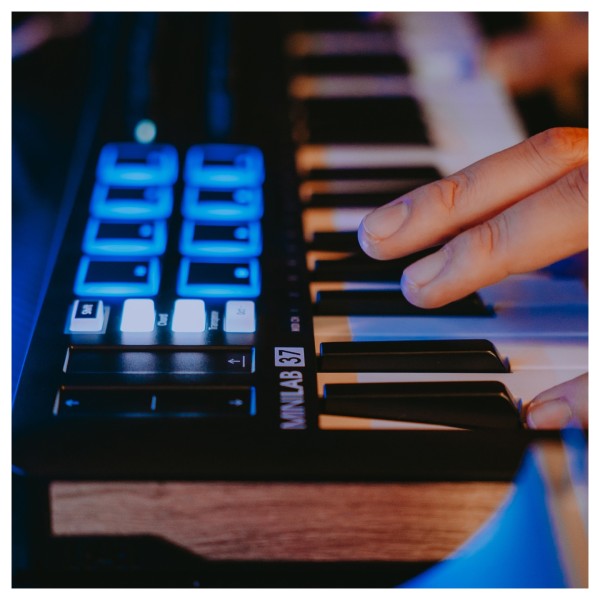 Arturia Minilab 37 MK3, Black - Lifestyle 2