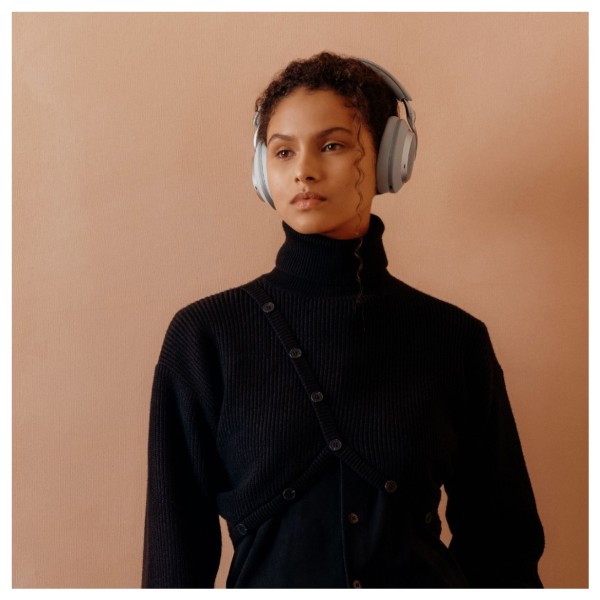 Bowers & Wilkins Px8 S2 Wireless Headphones, Pearl Blue - lifestyle 3
