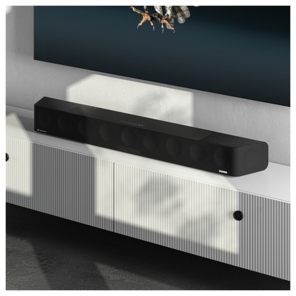 Sennheiser AMBEO Max Soundbar lifestyle  4