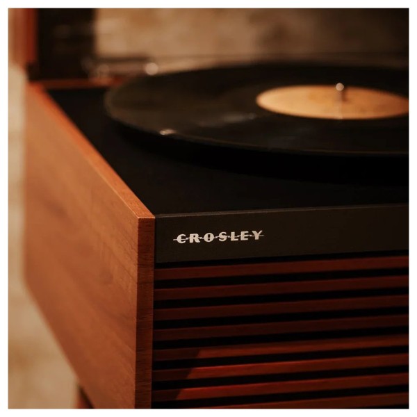 Crosley Dean Turntable, Natural - Lifestyle