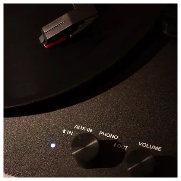 Crosley Dean Turntable, Natural - Lifestyle 3