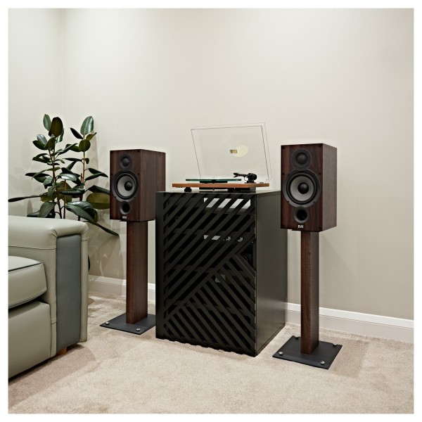 ELAC Debut B6.2 Bookshelf Speaker (Pair), Walnut - Lifestyle, hi-fi system in living room