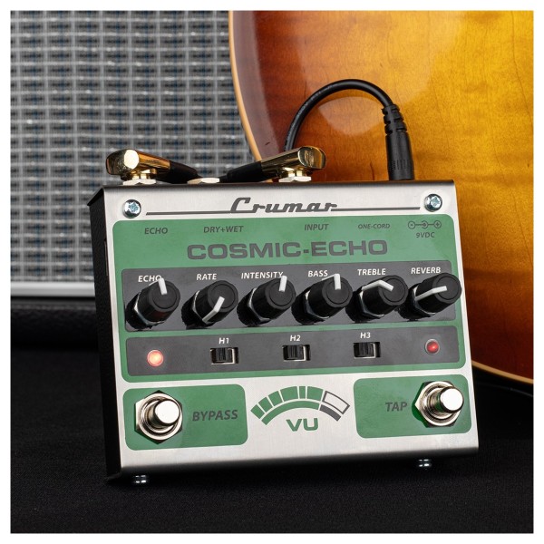Crumar Cosmic Echo Pedal - Lifestyle