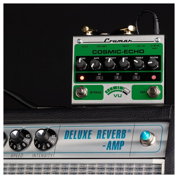 Crumar Cosmic Echo Pedal - Lifestyle 2
