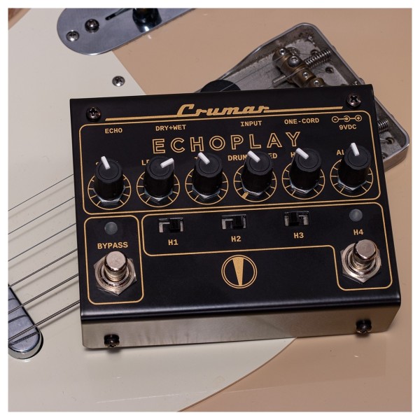 Crumar Echoplay Echo Pedal - Lifestyle 3