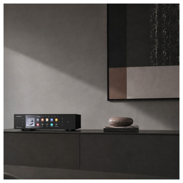 EverSolo T10 Streaming Transport, Black- lifestyle 1