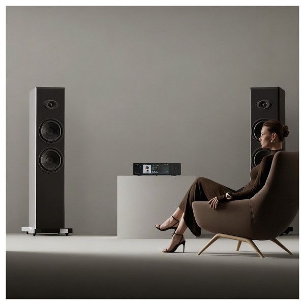 EverSolo T10 Streaming Transport, Black- lifestyle 11