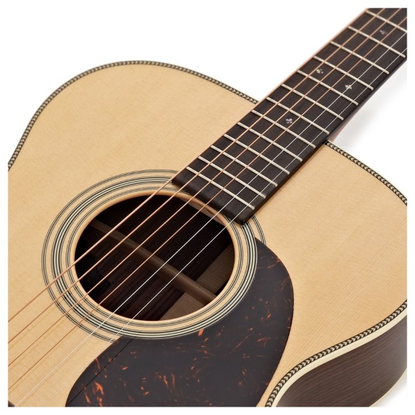 Martin 000-28E w/ Fishman Thinline Gold #M3031957 - soundhole