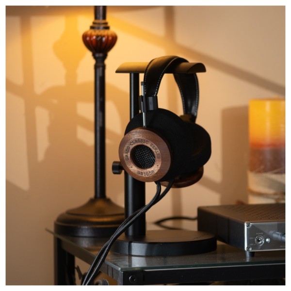 Grado Classic GS3000 Headphones - lifestyle 