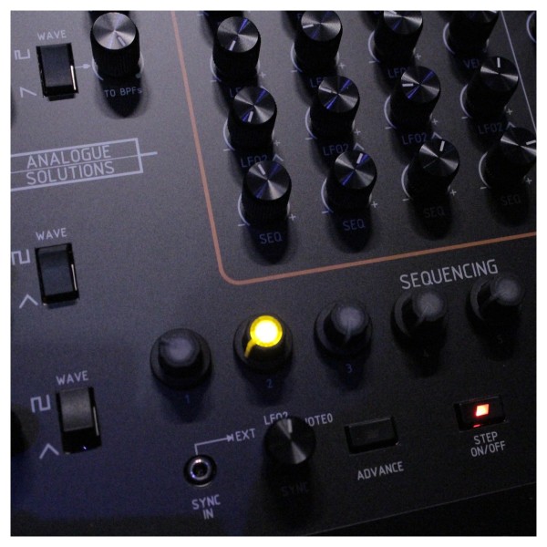 Analogue Solutions FILTOPIA Stereo Analogue Monosynth - Detail 2