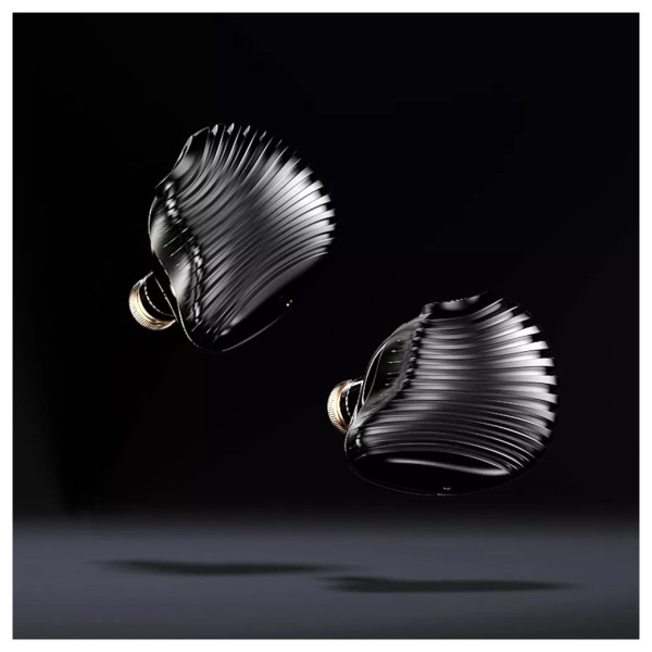 Shanling ME600 Hybrid In Ear Monitors, Black - Lifestyle 2