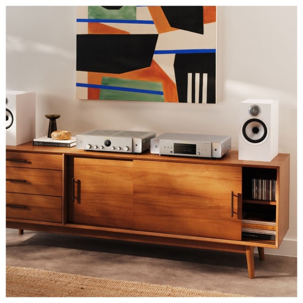 Marantz Model 70 Integrated Amplifier, lifestyle 6