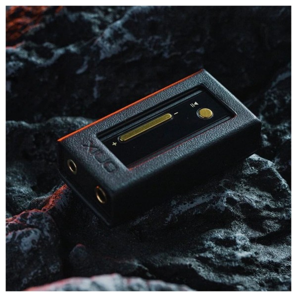 Shanling Onix XI1 High-End Dongle DAC - Lifestyle