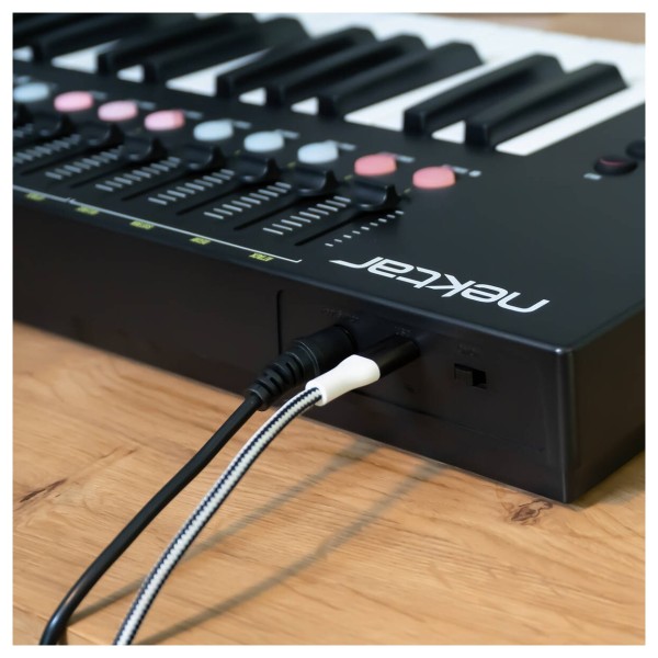 Nektar Impact LX49 MK3 - Lifestyle 2