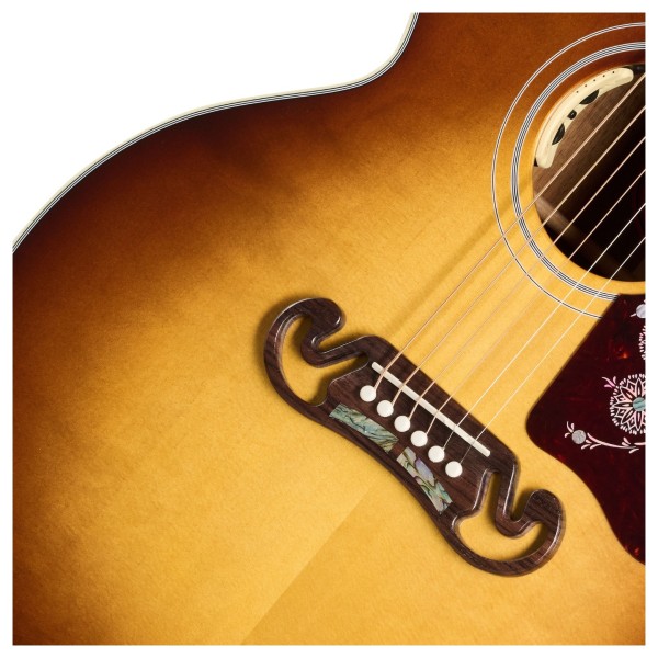 Gibson Custom SJ-200 Elegant Koa, Honey Burst - bridge