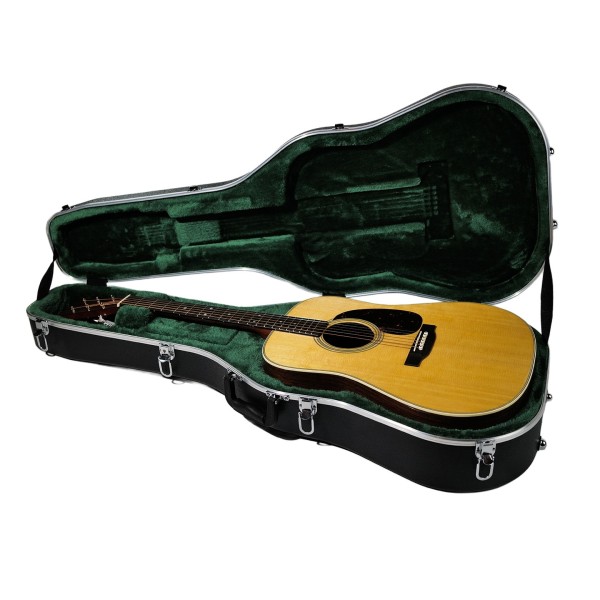 Martin D-28 (2025) #2946623 Case