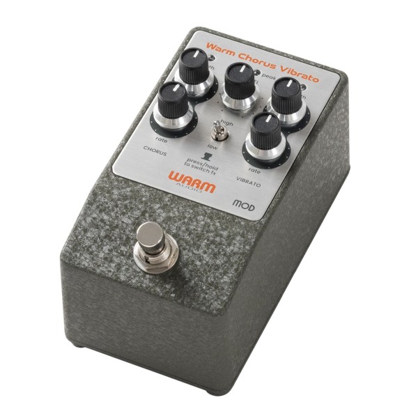 Chorus Vibrato Mod Guitar Pedal - Angled