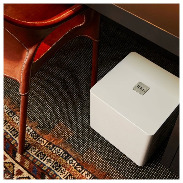 REL T5X Subwoofer, Gloss White - Lifestyle