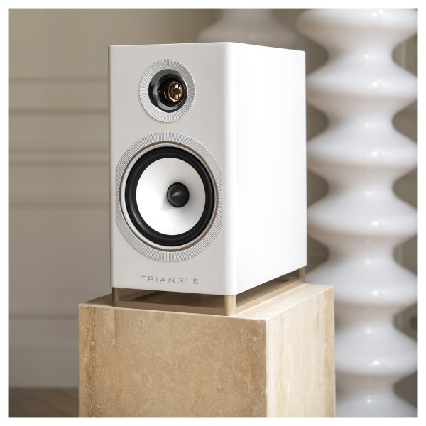 Triangle Capella Wi-Fi and Bluetooth Speaker System, Space White -lifestyle 1