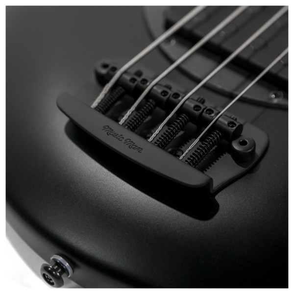 Music Man Bongo HH, Stealth Black - bridge