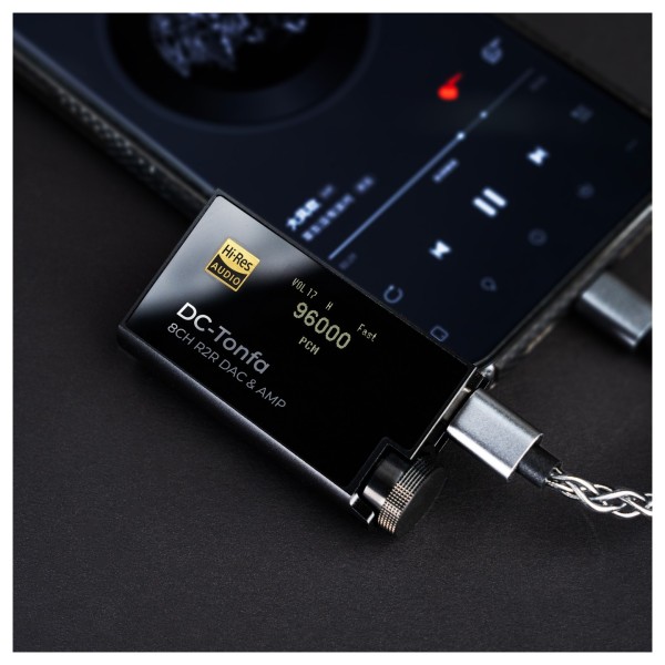 iBasso DC-Tonfa 8 Channel R2R Dongle DAC, Black - Lifestyle 3