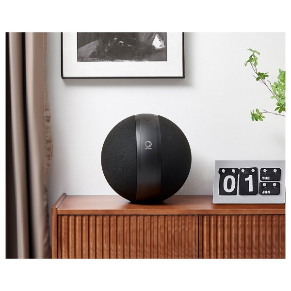 Elipson W35 Xi Wireless Speaker, Black- lifestyle 