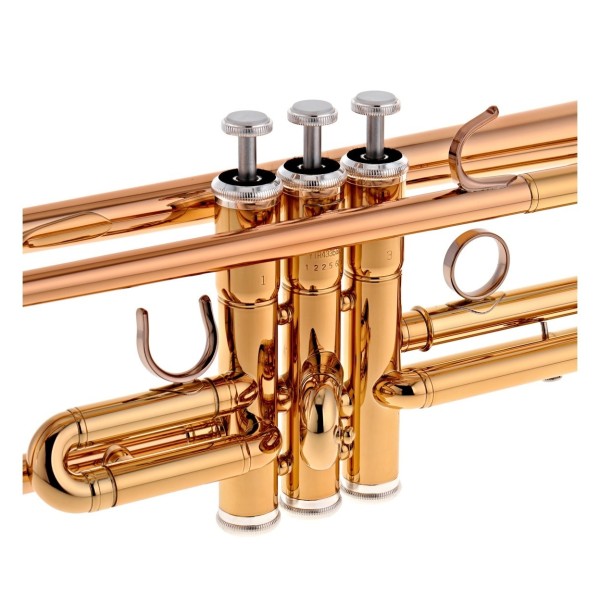 Yamaha YTR4335GII Intermediate Trumpet Package, Gold Lacquer 4