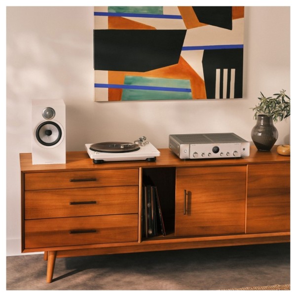 Marantz Model 70 Integrated Amplifier and CD 70 CD Player Hi-Fi Bundle, Silver & Gold - lifestyle 