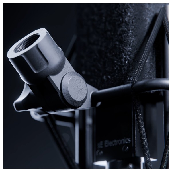 sE Electronics VR1 Passive Ribbon Microphone - Lifestyle 2