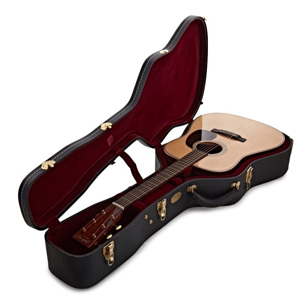 Martin 000-28 Modern Deluxe - guitar in case