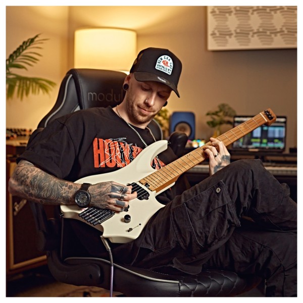 G4M 529 Headless Electric Guitar, Ivory