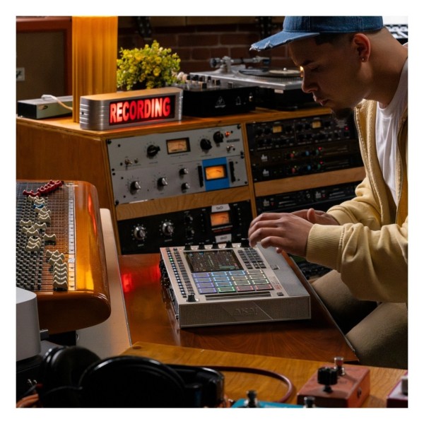 Akai MPC Live III Retro Version Standalone Music Production System - Lifestyle 2