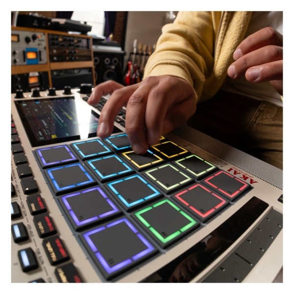 Akai MPC Live III Retro Version Standalone Music Production System - Lifestyle 4
