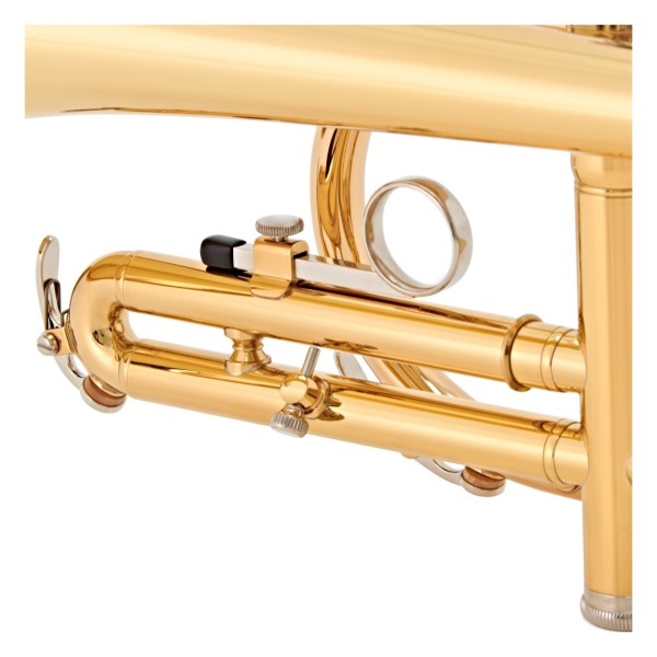 Yamaha YCR2330III Student Cornet Beginners Pack, Gold Lacquer 5