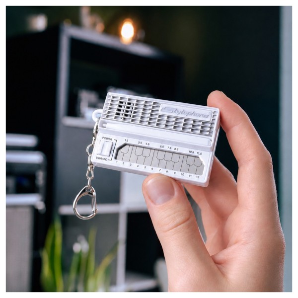 Stylophone Mini, White - Lifestyle 4